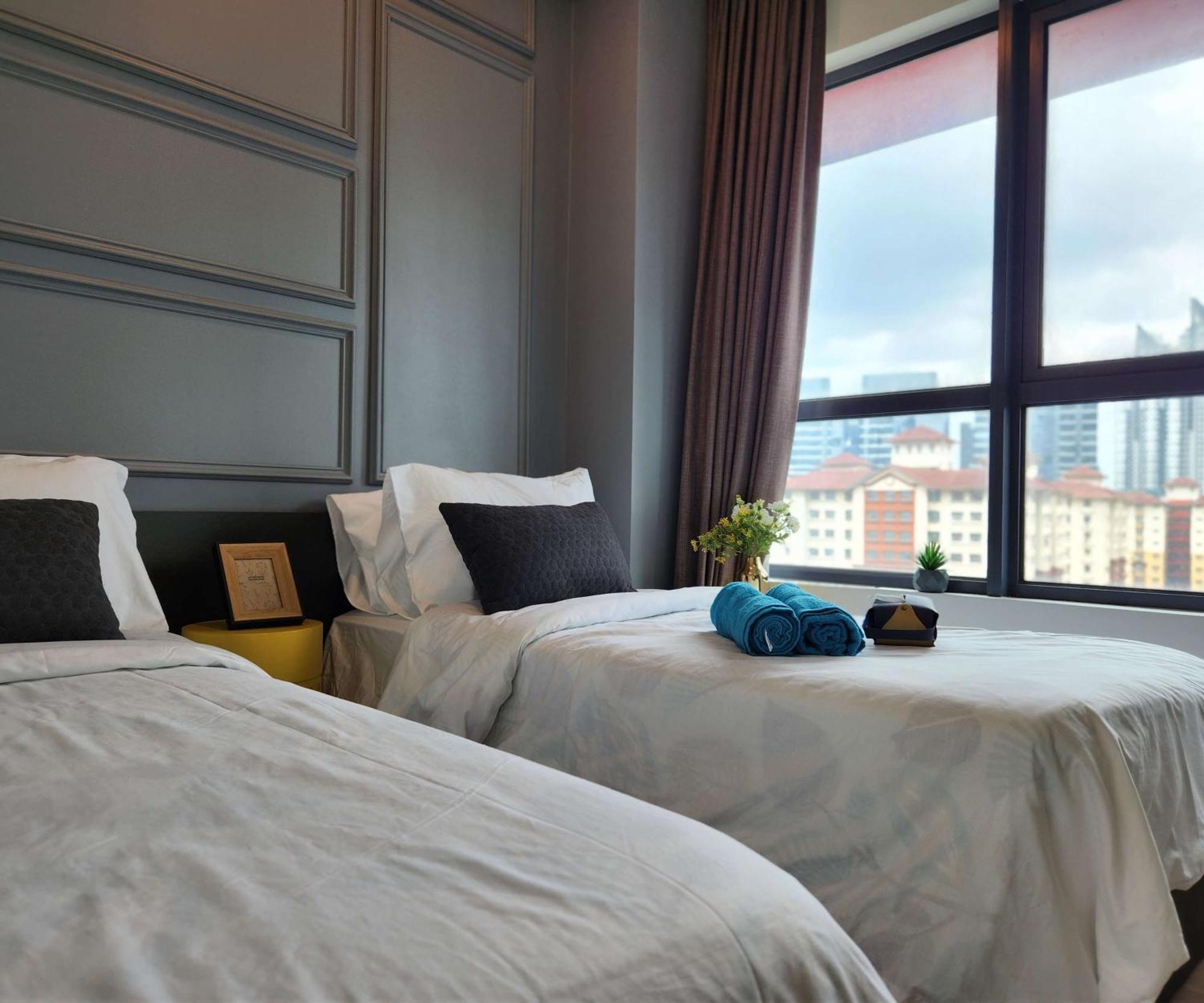 Arte By Lux Apartment
