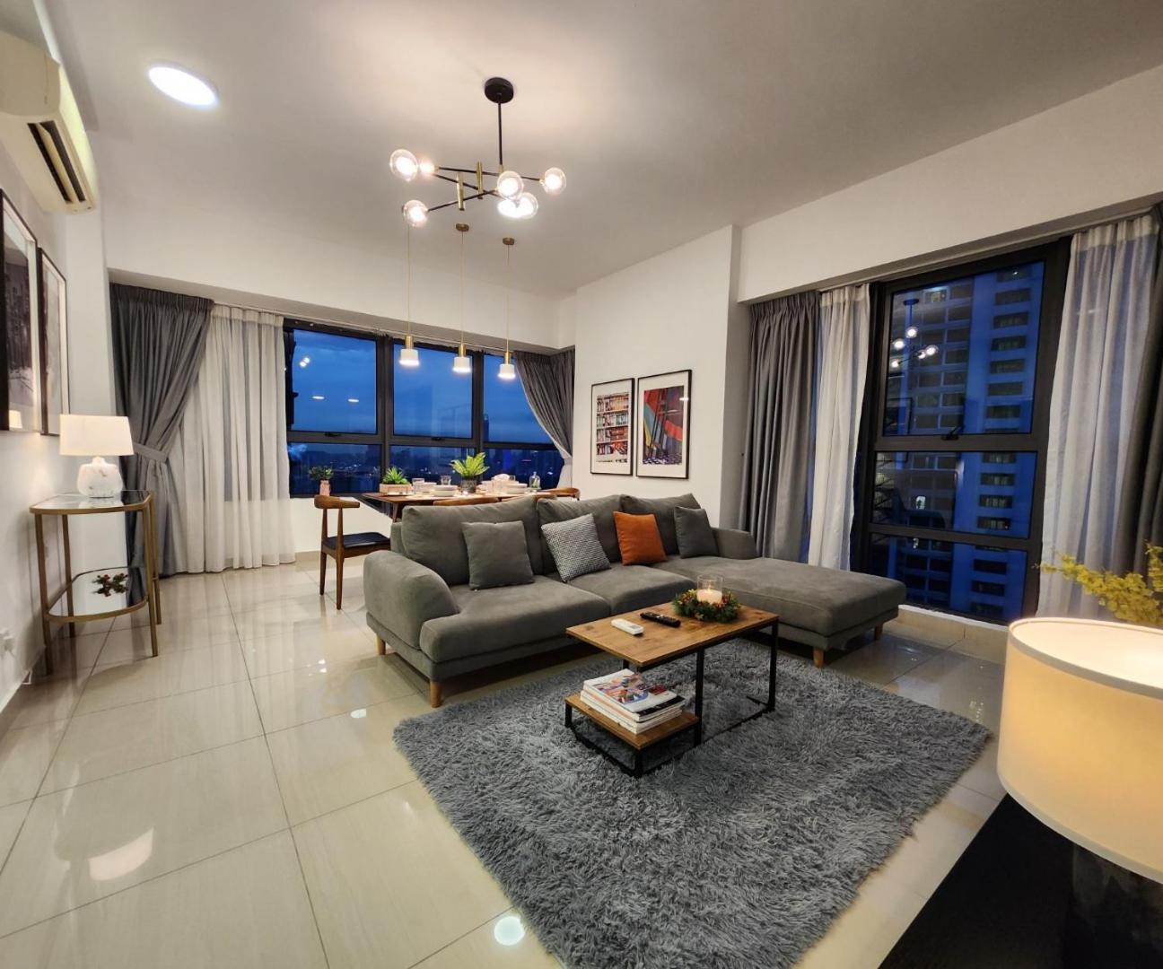 Arte By Lux Apartment *